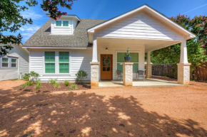 Stunning Home with Hot Tub - Walk to Main
